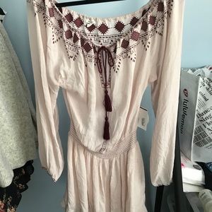 En creme NWT pink blouse/dress